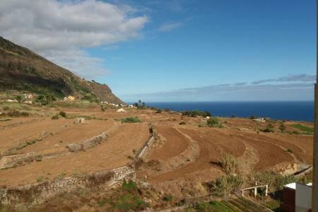 Los Realejos Apartment | Inviting Teleworking Retreat with Panoramic Views