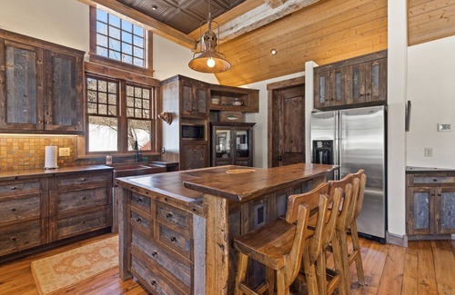Telluride House | Scenic Telluride Riverfront House with Amazing Mountain Views