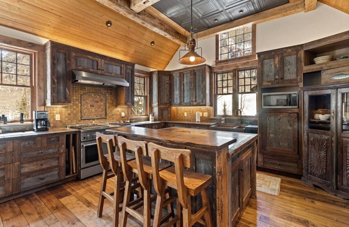 Telluride House | Scenic Telluride Riverfront House with Amazing Mountain Views