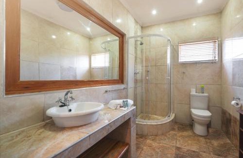 Grahamstown Cabin | Experience Nature at Temba Private Game Reserve, 4-Star Escape