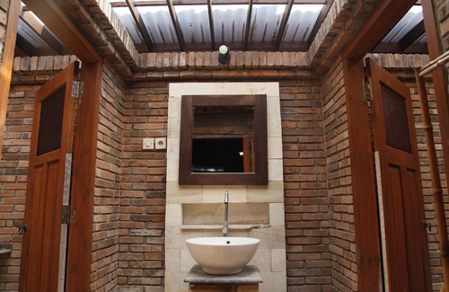 Timbulharjo Hotel | Discover Tembi Rumah Budaya: Rated 10/10 with Pool & More