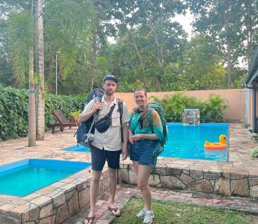 Nochchiyagama Ski Chalet | Experience Tembo Suites: Oceanfront Pool & Spa Retreat