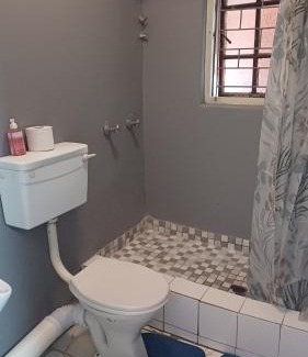 Grahamstown Apartment | Temp Student Accomodation