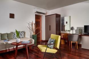 Sangkat Sla Kram Hotel | Experience Excellence at Templation Hotel - 5 Star Retreat