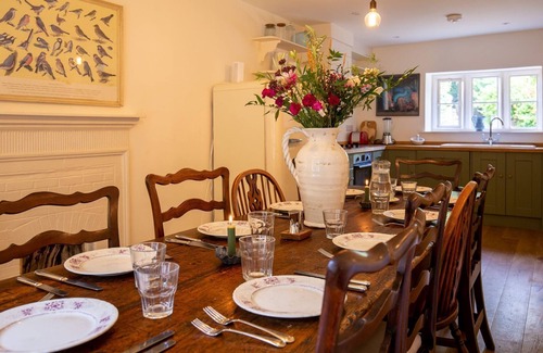 Temple Guiting Cottage | Relaxing Temple Guiting Cottage - Ideal for Families & Pets
