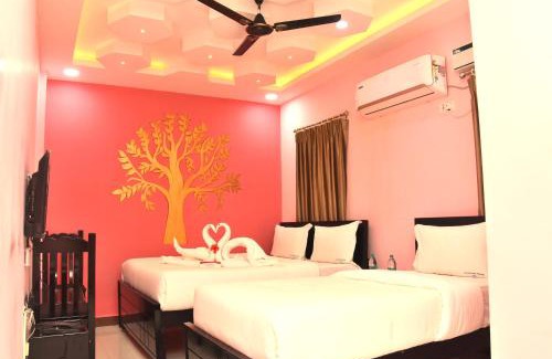 Mayiladuthurai Hotel | Discover Temple Stay at Uma Residency and Guest House