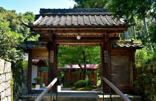 Otsu House | Discover Temple-stay WAQOO Mii-dera: Family-Friendly Retreat