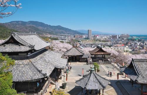 Otsu House | Discover Temple-stay WAQOO Mii-dera: Family-Friendly Retreat