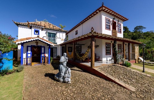 Tiradentes House | Discover Templo do Sol: Pet-Friendly Oasis with Top Ratings