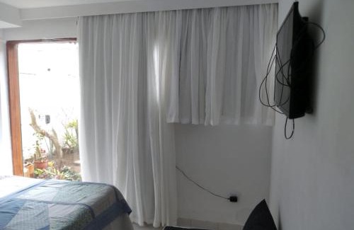 Sao Domingos Apartment | Cozy Kitnet at Praia dos Milionarios with Ocean Views