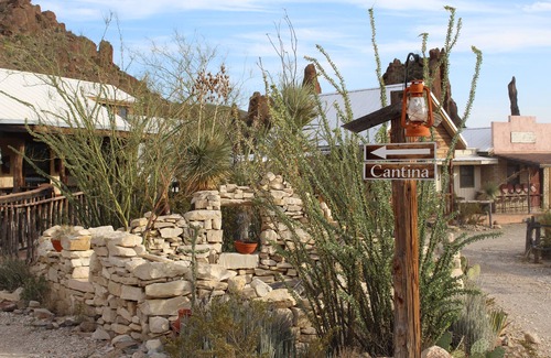 Study Butte-Terlingua Cabin | Unique Experience at Ten Bits Ranch - Room #13 Jail