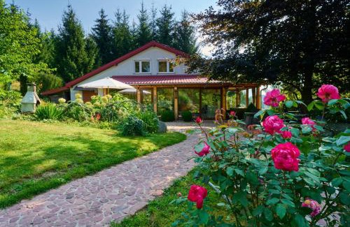 Nowa Ruda Villa | Pet-Friendly Getaway at TEN Dom w Ludwikowicach Kłodzkich