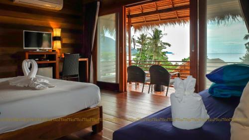 Satun Resort | Experience the Beauty of Ten Moons Lipe Resort with Ocean Views