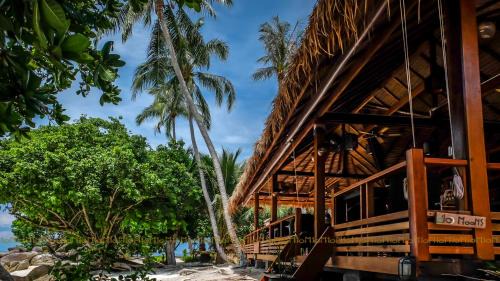 Satun Resort | Experience the Beauty of Ten Moons Lipe Resort with Ocean Views