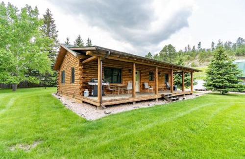 Custer House | Inviting Tenderfoot Creek Cabin - Family-Friendly Getaway