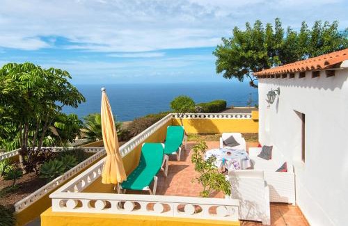 San Juan de la Rambla Apartment | Oceanfront Getaway at La Palma with Pool and Family Fun