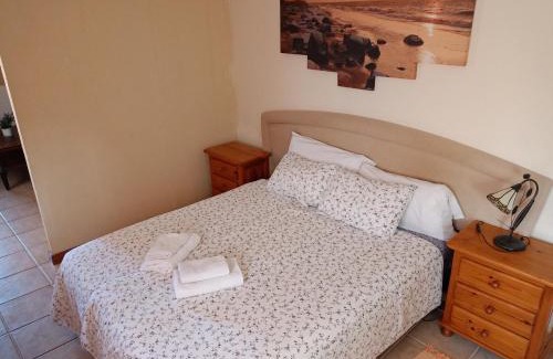 San Juan de la Rambla Apartment | Relax at El Hierro I with Oceanfront Amenities & Pool