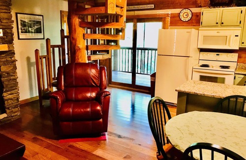 Sevierville Cabin | Cozy Tennessee Cabin with Pool & Spa – Book Your Stay!