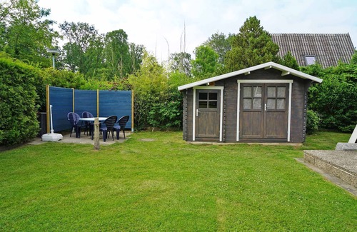 Damp House | Pet-Friendly Oceanfront Tent House with WiFi & 2 TVs
