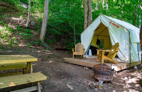Ansted RV Rental | Tentrr State Park Site - WV Hawk's Nest State Park - Site E - Single Camp