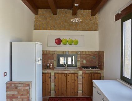 Sciacca House | Idyllic Tenuta Carabollace: 4-Star Oasis with Ocean Views
