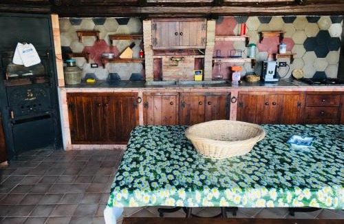 Sciacca House | Idyllic Tenuta Carabollace: 4-Star Oasis with Ocean Views