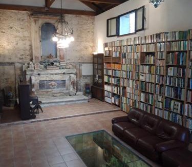 Seminara House | Unforgettable Stay at Tenuta Le Tre Querce - 10/10 Rating