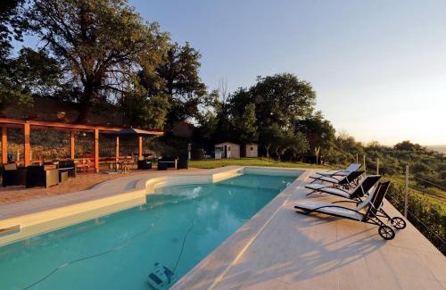 Monterotondo Resort | Exquisite Tenuta Lisetta: Oceanfront Bliss with Spa & Pool