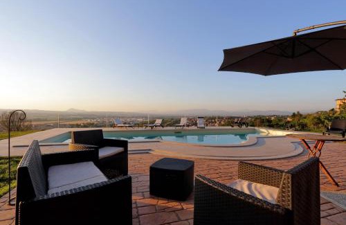 Monterotondo Resort | Exquisite Tenuta Lisetta: Oceanfront Bliss with Spa & Pool