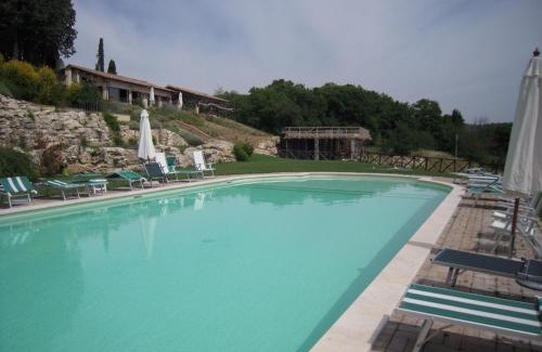 Amelia House | Delightful Tenuta Pizzogallo with Pool and Pet-Friendly Stays