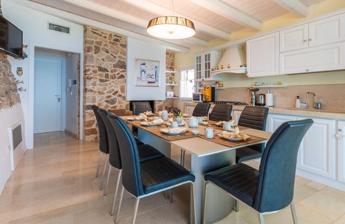 Patu House | Discover Tenuta Scialandre: Ocean View & Private Pool Awaits