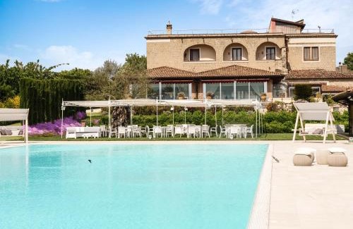 Dugenta House | Pet-Friendly Tenute del Gheppio with Ocean View Pool