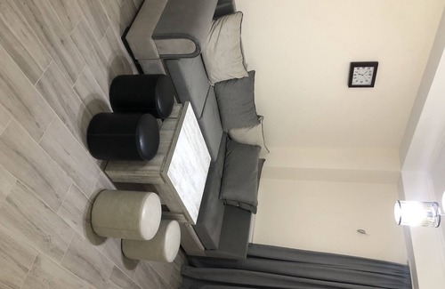 Tbilisi Apartment | Teona's White House: Accessible Stay with Spa & Breakfast