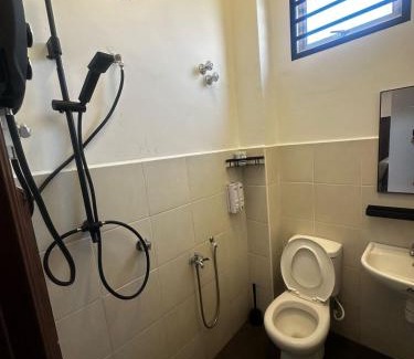 Taman Rakyat Villa | Tepi Villa Private Pool PD