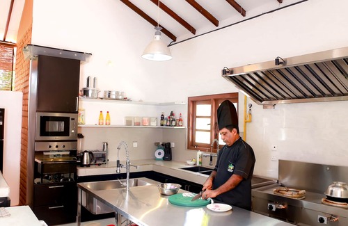 Dambulla Hotel | Discover Tepraas Sigiriya: Pool, Spa & Family-Friendly Stays
