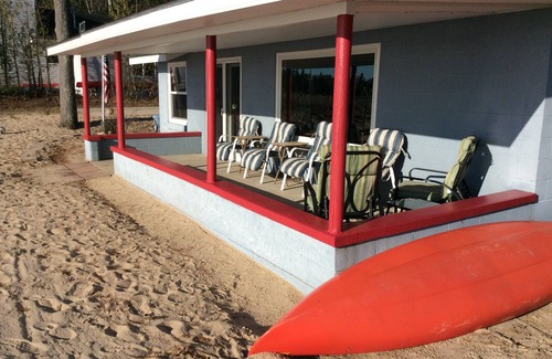 Alpena Cottage | Beautiful Tequila Sunrise Beachfront Cottage with Ocean View