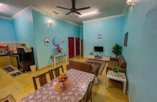 Kampung Gertak Seratus House | Budget-Friendly Teratai Homestay in Kuala Besut - Family Ready!