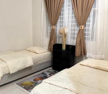 Durian Tunggal House | Relaxing MyKrubong Homestay with Private Pool Escape