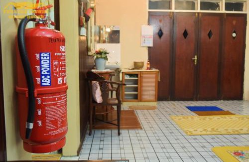 Wakaf Che Yeh House | Pet-Friendly Teratak Ibunda Guest House with Family Amenities