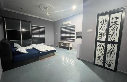 Gua House | Teratak Solehah Telok Panglima Garang