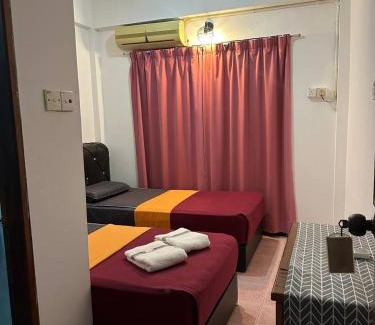 Kuala Tahan House | Budget-Friendly Teresek View Motel with Family Amenities