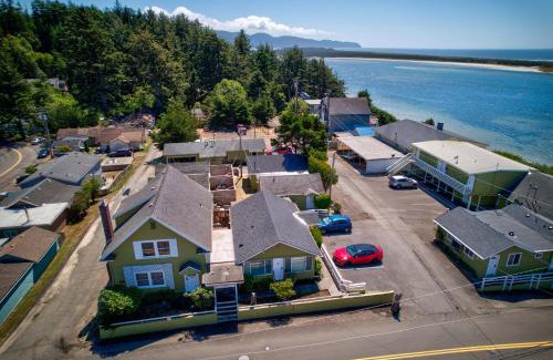 Netarts Hotel | Oceanfront Terimore Lodging - Pet Friendly & Scenic Views