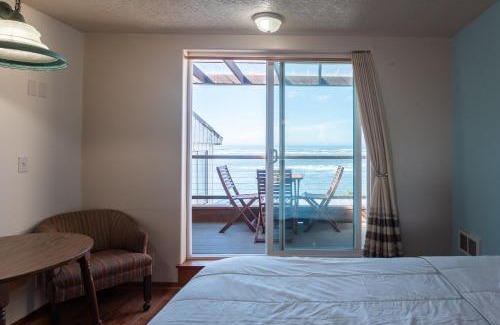 Netarts Hotel | Oceanfront Terimore Lodging - Pet Friendly & Scenic Views