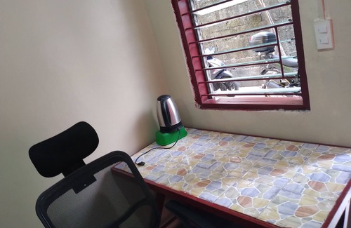 Taytay Apartment | Budget-Friendly TerisitaPlace Otél: Family and Breakfast Haven