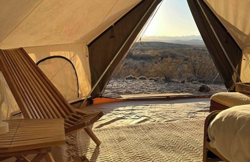 Alpine RV Rental | Terlingua Glamping with stunning desert views & queen bed