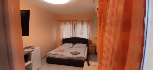 Gelse Apartment | Relaxing Stay at Termálvölgy Vendégház with Pool Access