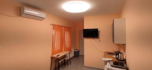 Gelse Apartment | Relaxing Stay at Termálvölgy Vendégház with Pool Access