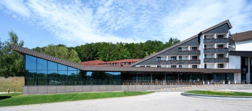Podcetrtek Hotel | Relaxing Escape at Terme Olimia - Hotel Breza with Spa & Pool