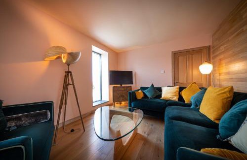Stein House | Exceptional Stay at Tern House - Family-Friendly Retreat
