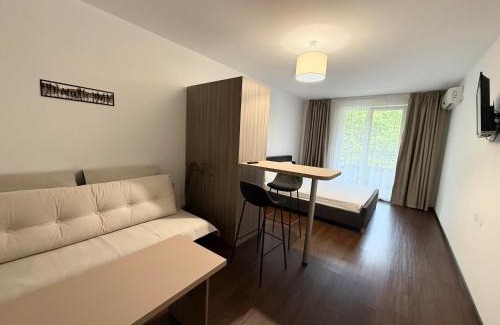 Sandanski Apartment | Top-Rated Terra Apartment: Perfect for Families